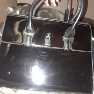 Large structured satchel